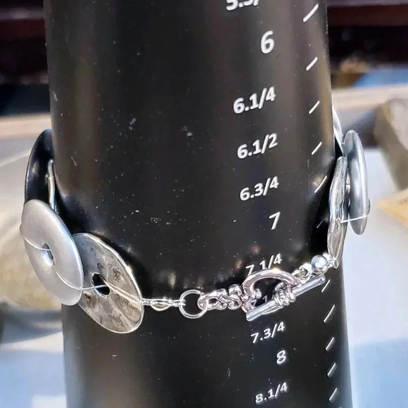 Mid Century Modern Style Handcrafted Silver Black Satin Disc Beads Bracelet - Picture 8 of 8